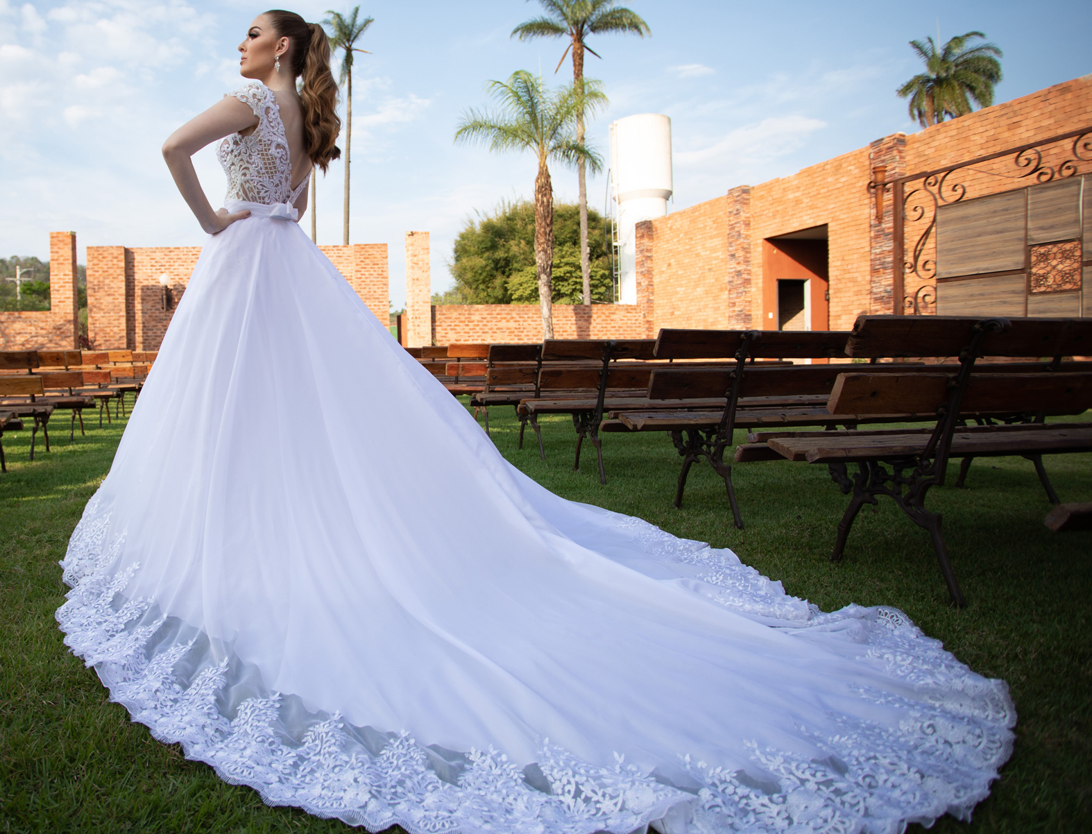 Saiba como escolher o vestido ideal para ir a uma festa de casamento -  Primeira Hora